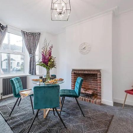 NorwoodPembroke House公寓 外观 照片